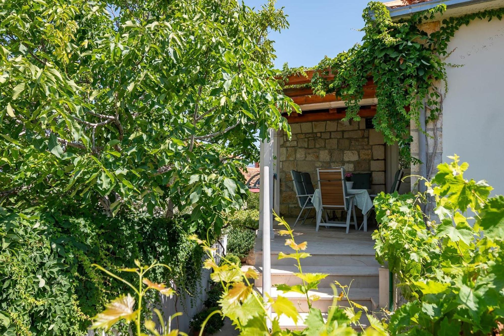 Apartments Kaja Postira Dış mekan fotoğraf